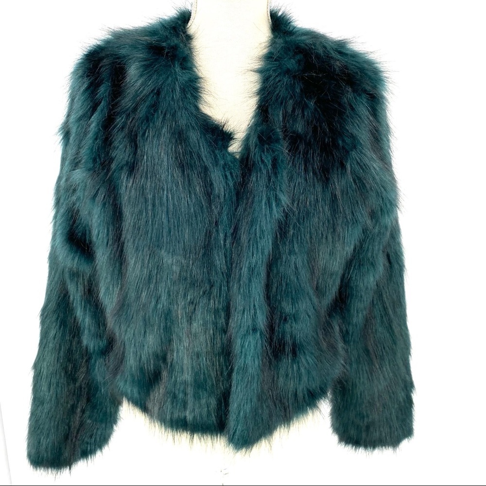 Free People green faux fur crop jacket S/P - Picture 10 of 16